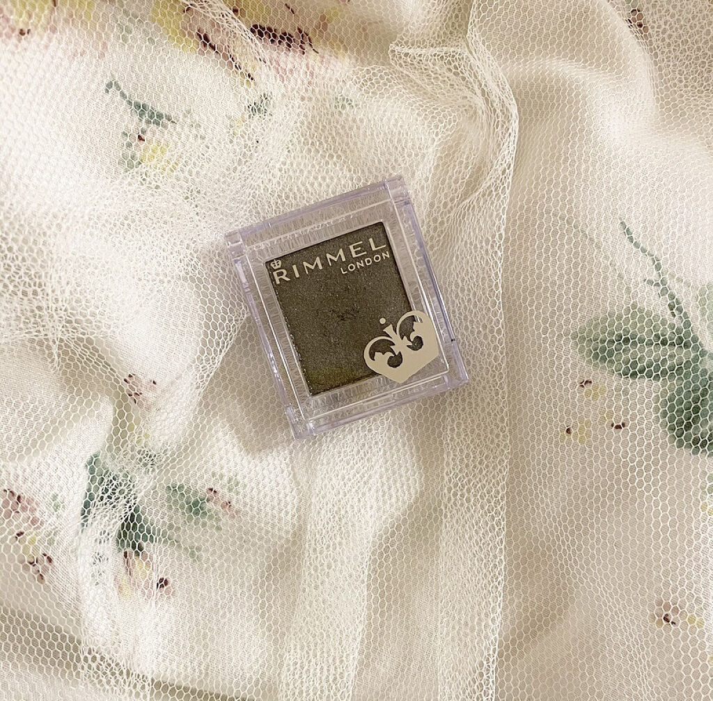 プリズム パウダーアイカラー/リンメル ロンドン/単色アイシャドウを使ったクチコミ（1枚目）