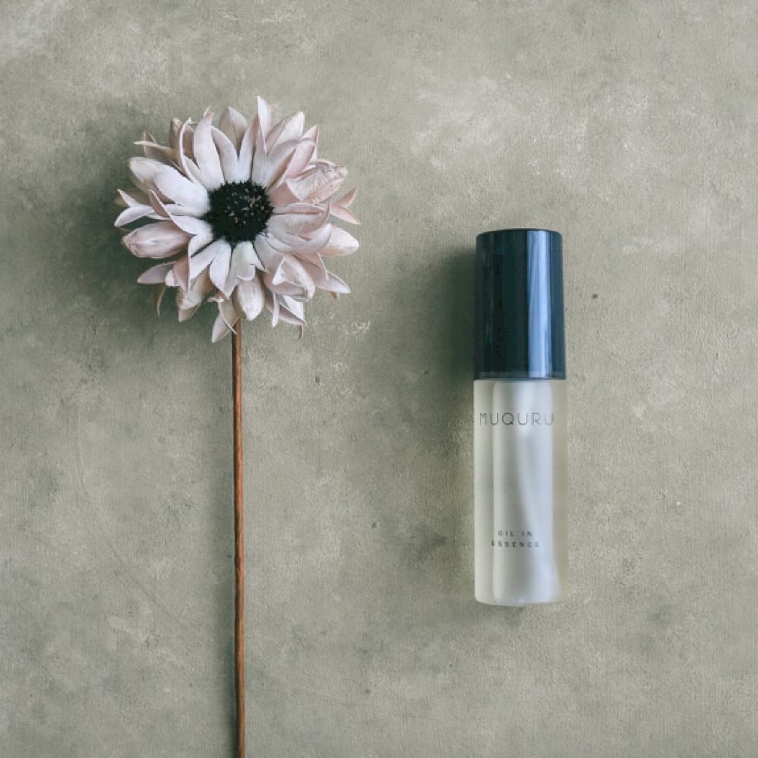 オイルインエッセンス/MUQURU/ブースター・導入液を使ったクチコミ(2枚目)