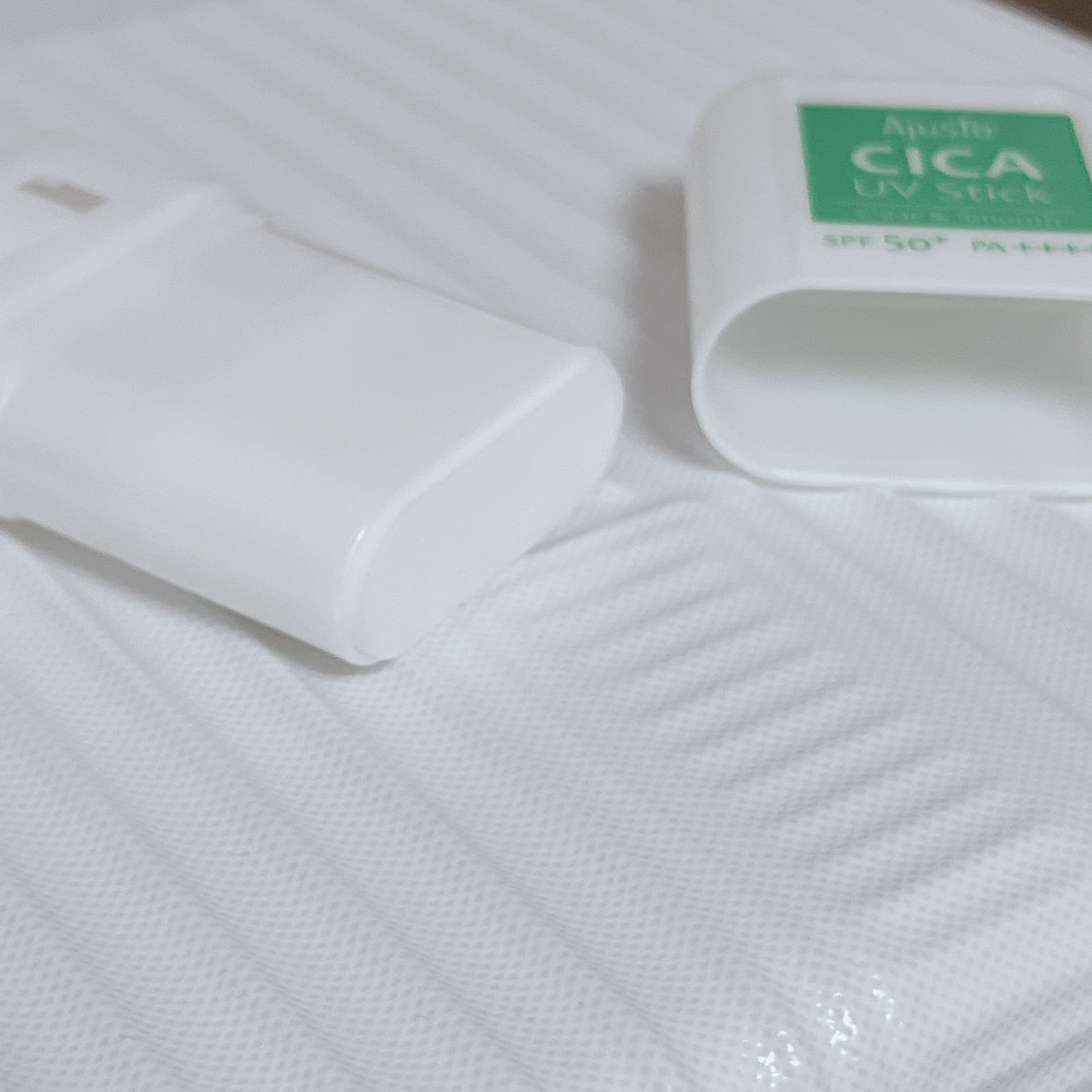 アジャステ　UVスティックCICA レモンラベンダーの香り/Ajuste(アジャステ)/日焼け止めスティックを使ったクチコミ（3枚目）