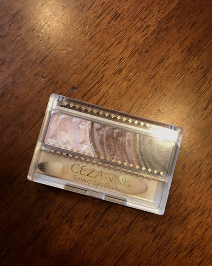 トーンアップアイシャドウ/CEZANNE/アイシャドウパレットを使ったクチコミ(1枚目)