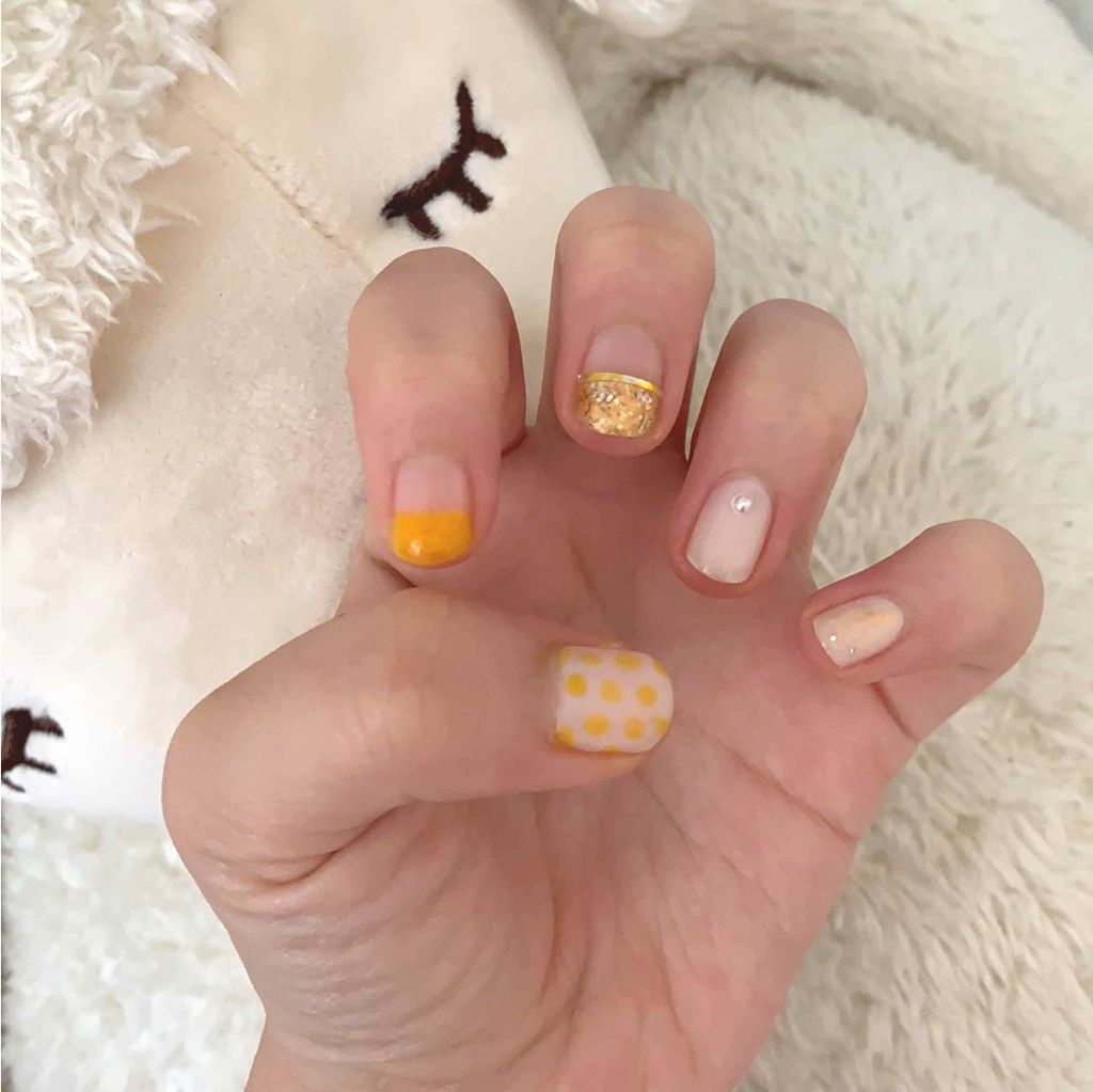 ネイルホリック Juicy color YE503/ネイルホリック/マニキュアを使ったクチコミ（2枚目）