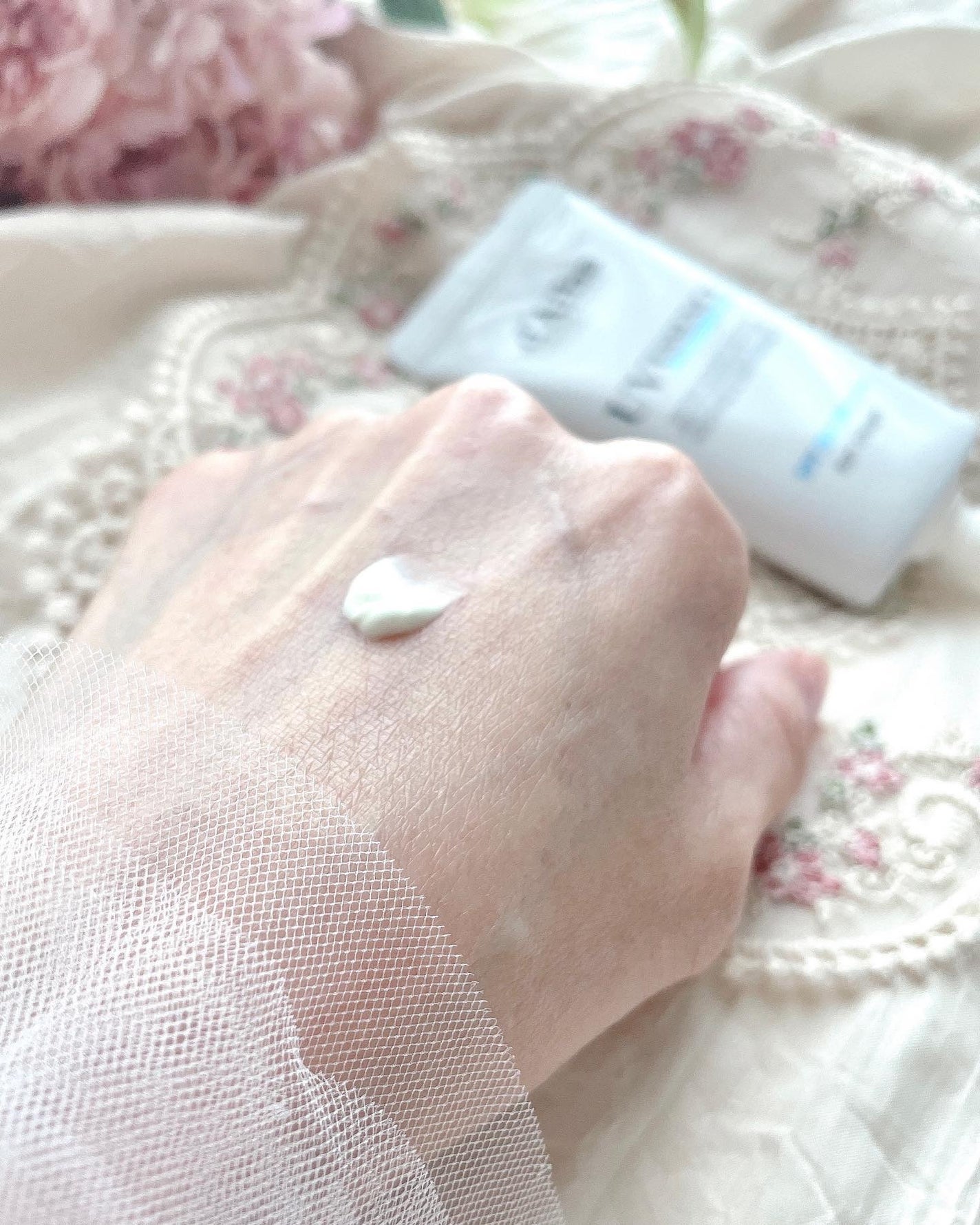 ダルバ ウォータフル エッセンス サンクリーム/ダルバ/日焼け止めクリームを使ったクチコミ(2枚目)