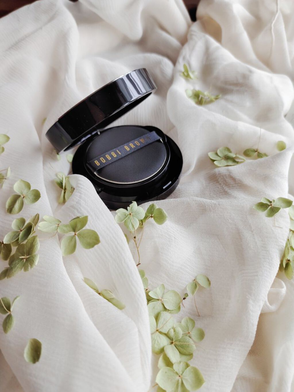 インテンシブ スキン セラム クッション ファンデーション 03 ライト/BOBBI BROWN/クッションファンデーションを使ったクチコミ（2枚目）