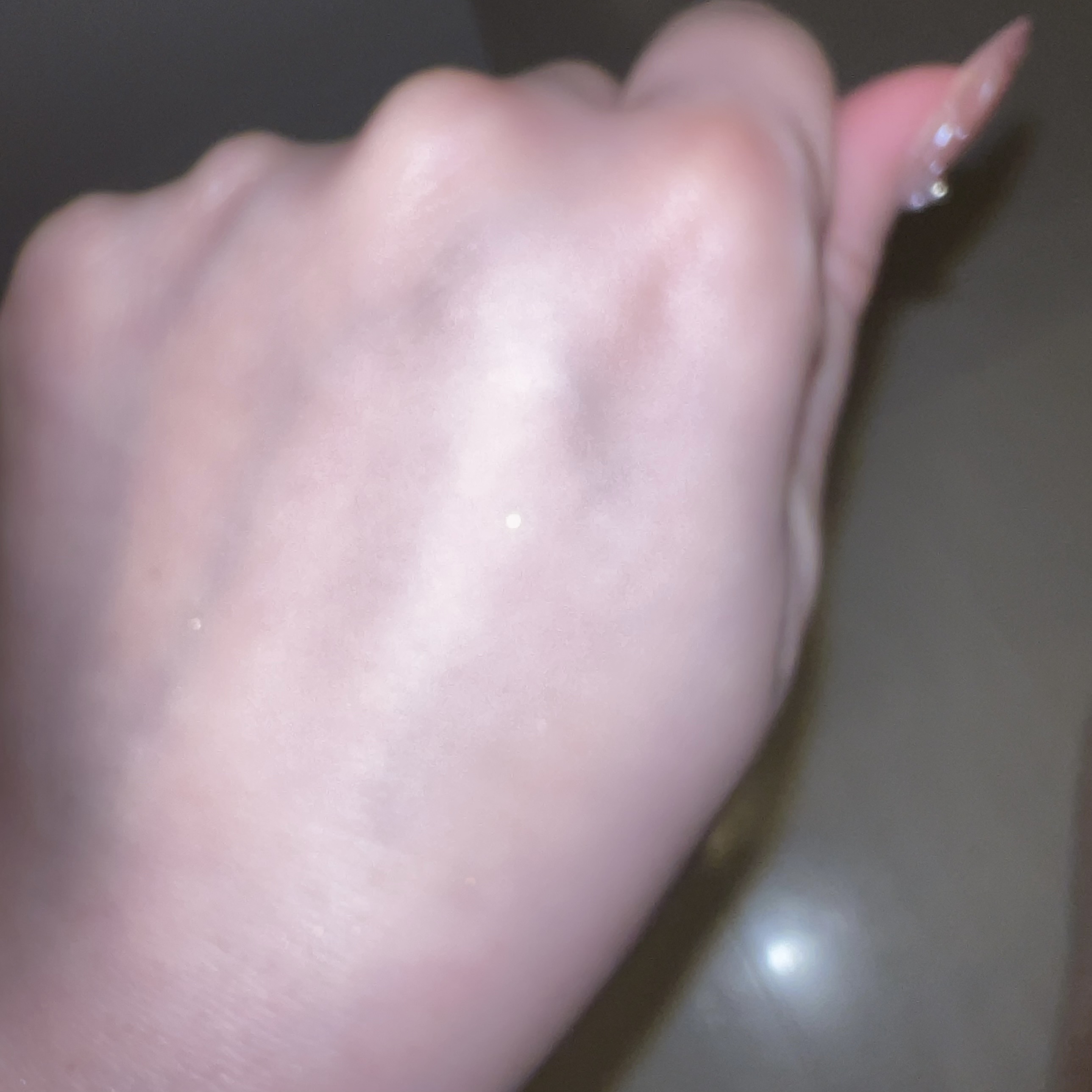 フィニッシングパウダー グロー/チャコット・コスメティクス/ルースパウダーを使ったクチコミ（2枚目）