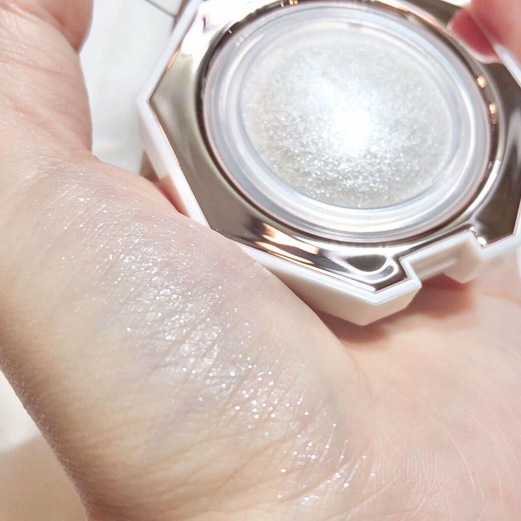 ダイヤモンドハイライト/ukiss/パウダーハイライトを使ったクチコミ（3枚目）