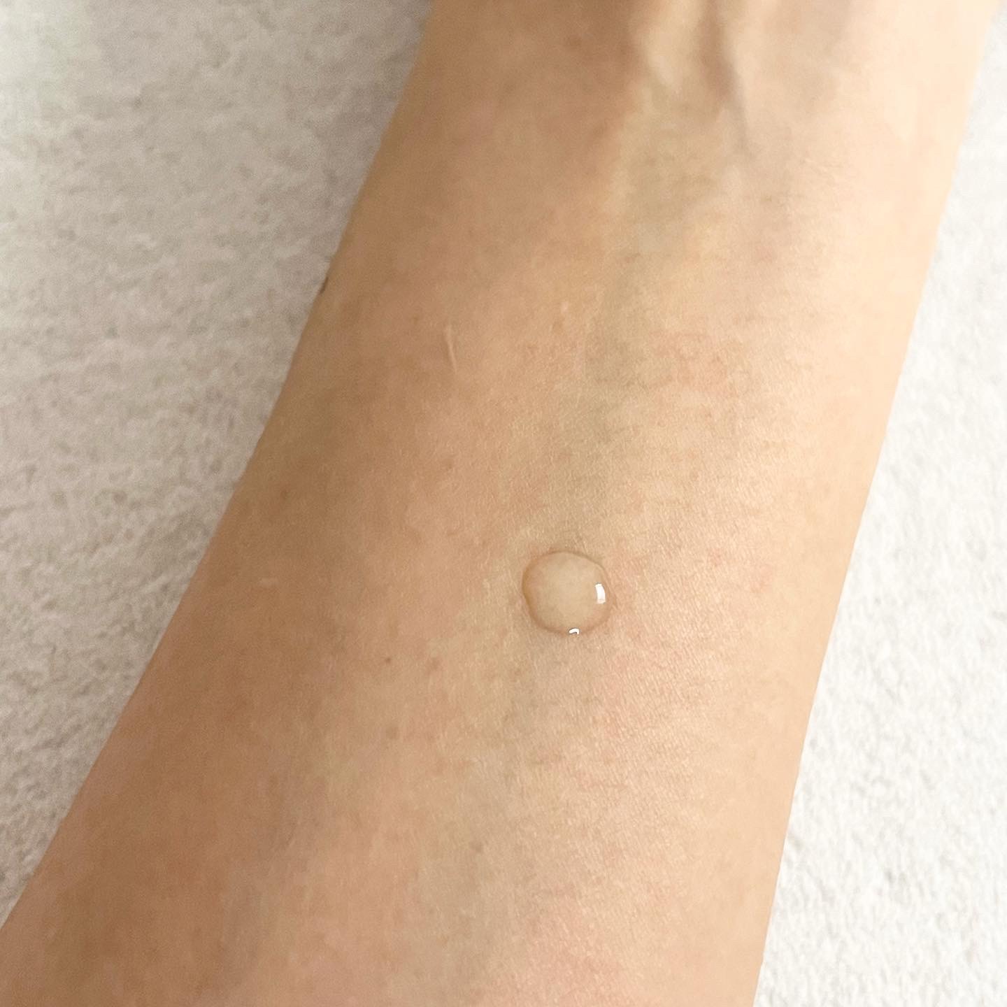 オイルインエッセンス/MUQURU/ブースター・導入液を使ったクチコミ（2枚目）