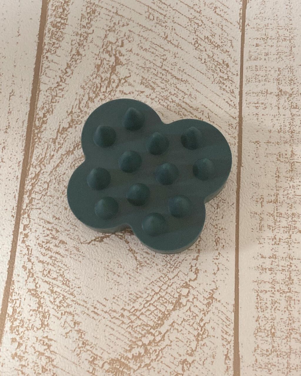 sato on LIPS 「半年ほど前から「頭皮改善」のために買ってよかったマッサージブラ..」(3枚目)