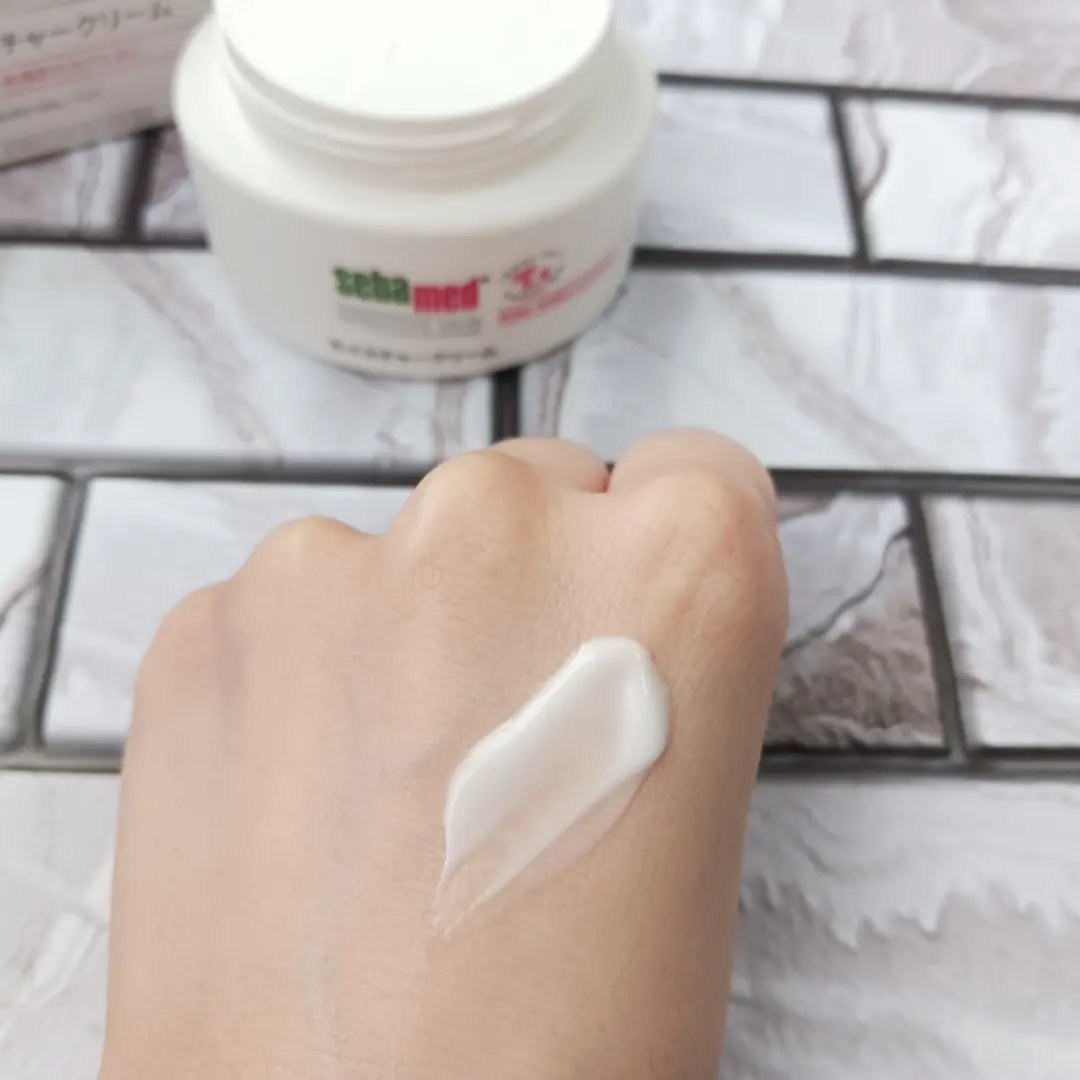 セバメド モイスチャークリームのクチコミ「セバメドは、トラブルを起こしがちなお肌の“pHバランスの乱れ”に着目したドイツNo.1※1メデ.....」（3枚目）