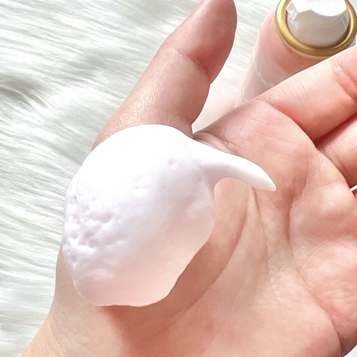 コラーゲンバブルセラム/MEDICUBE/美容液を使ったクチコミ（2枚目）