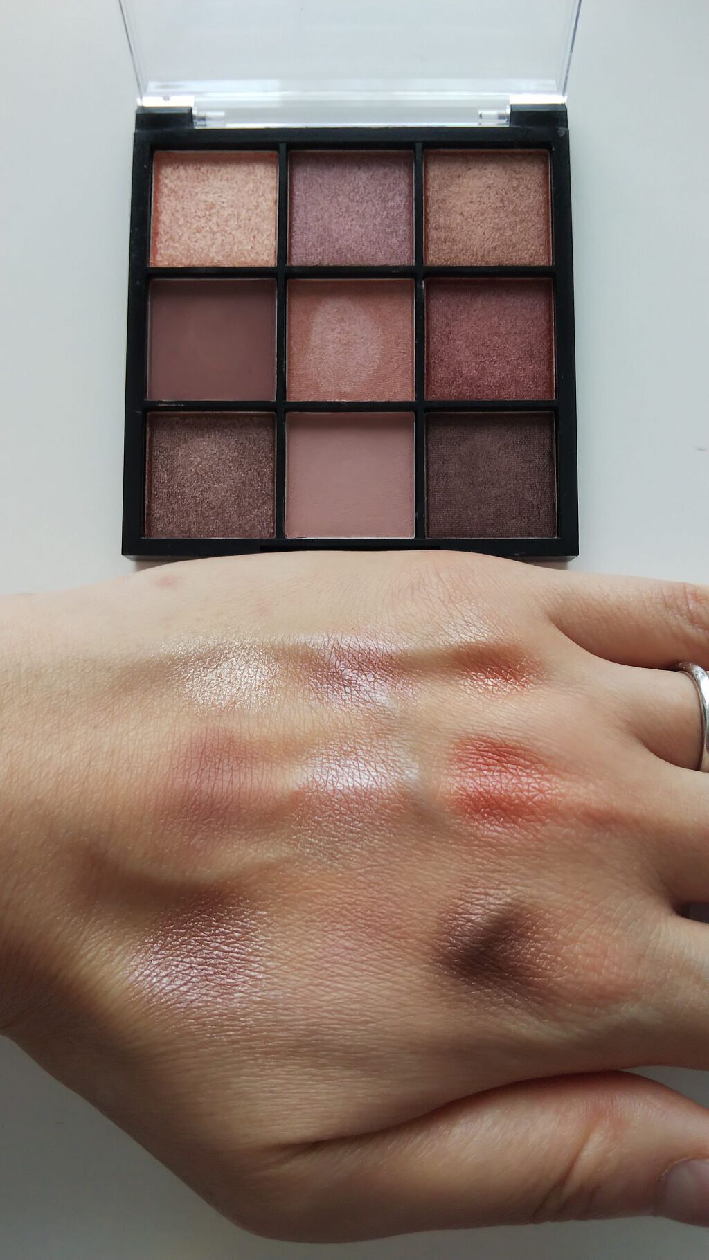 UR GLAM BLOOMING EYE COLOR PALETTE/U R GLAM/アイシャドウパレットを使ったクチコミ(2枚目)