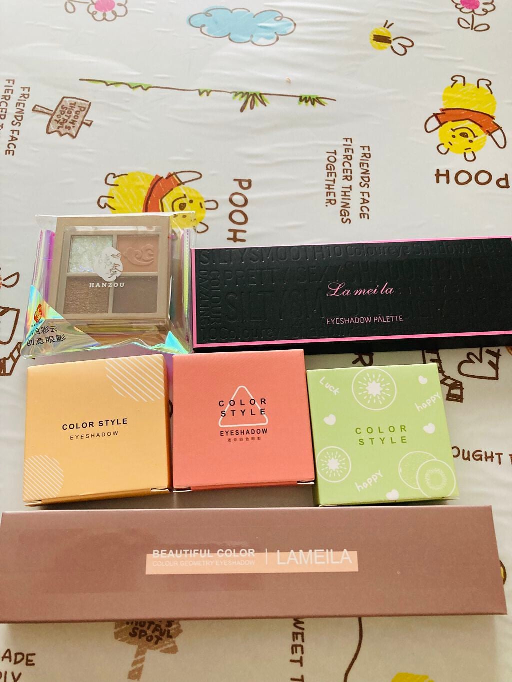 とも on LIPS 「Qoo10購入品⭐️先日、Qoo10でアイシャドウ福袋を購入し..」(1枚目)