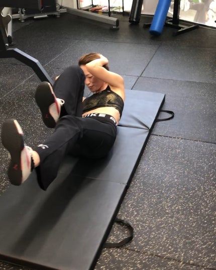 chicca 特殊メイクさんの偏愛美容 on LIPS 「もっとメリハリあるキレイなカラダにしていきたいから、先日は気分..」(7枚目)