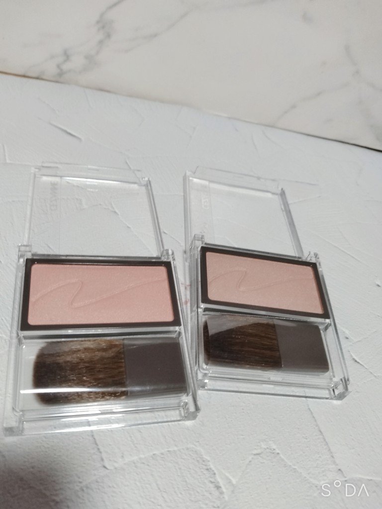 チークブラッシュ/CEZANNE/パウダーチークを使ったクチコミ（2枚目）