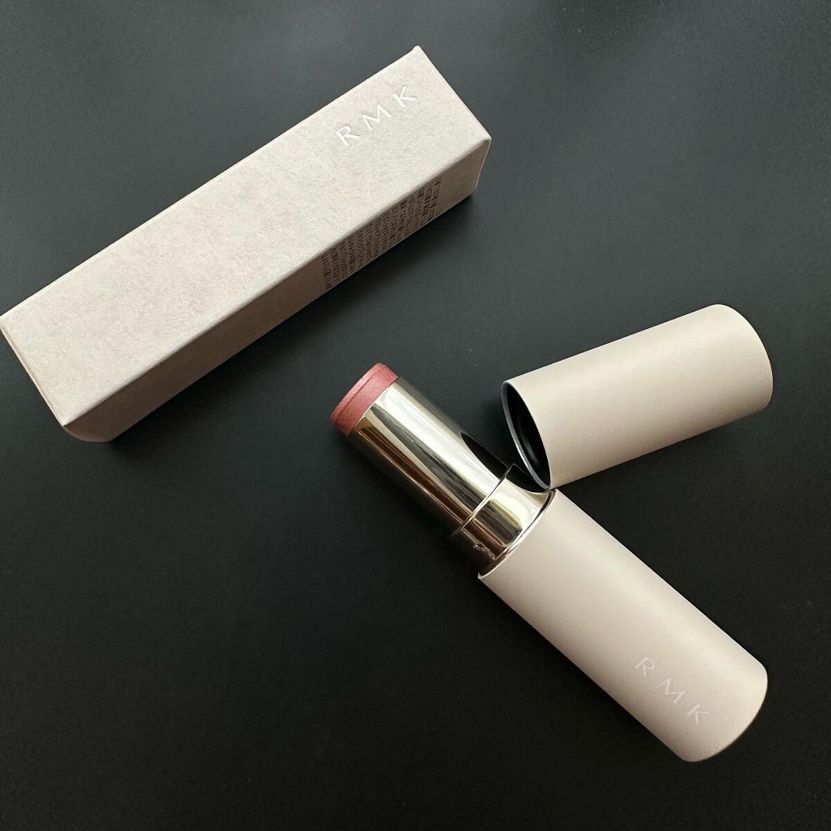 カラースティック 01 フロスティーローズ/RMK/口紅を使ったクチコミ（1枚目）