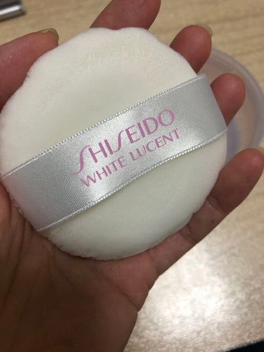 ホワイトルーセント ブライトニング スキンケアパウダー Ｎ/SHISEIDO/プレストパウダーを使ったクチコミ（4枚目）