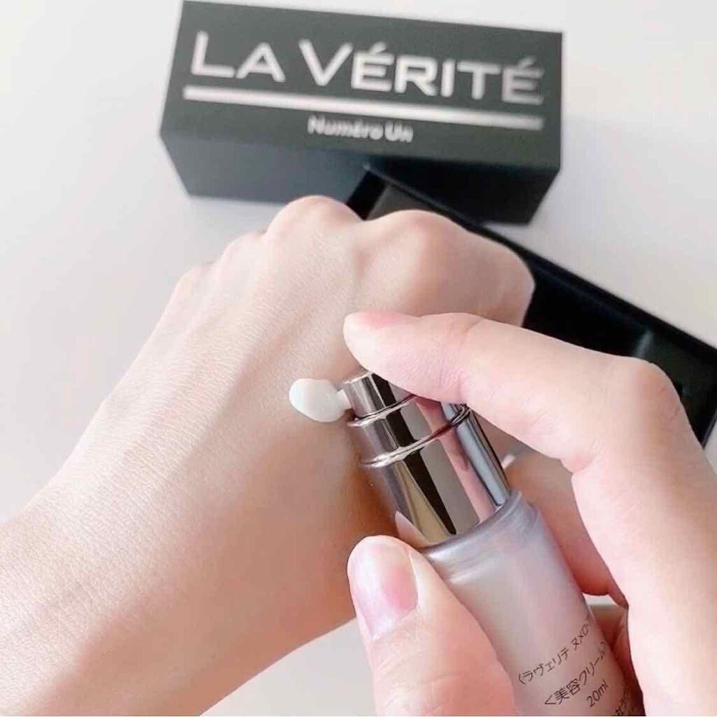Numéro Un（ヌメロアン）/La Vérité/フェイスクリームを使ったクチコミ（3枚目）