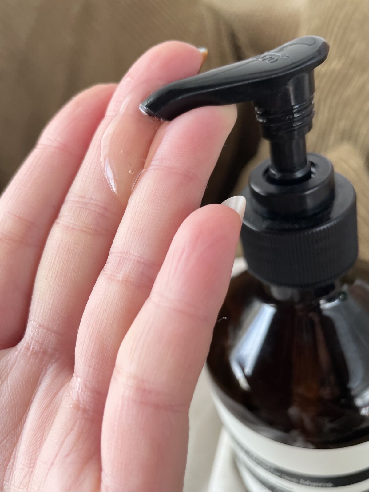 アンドラム アロマティック ハンドウォッシュ/Aesop/ハンドソープを使ったクチコミ（3枚目）