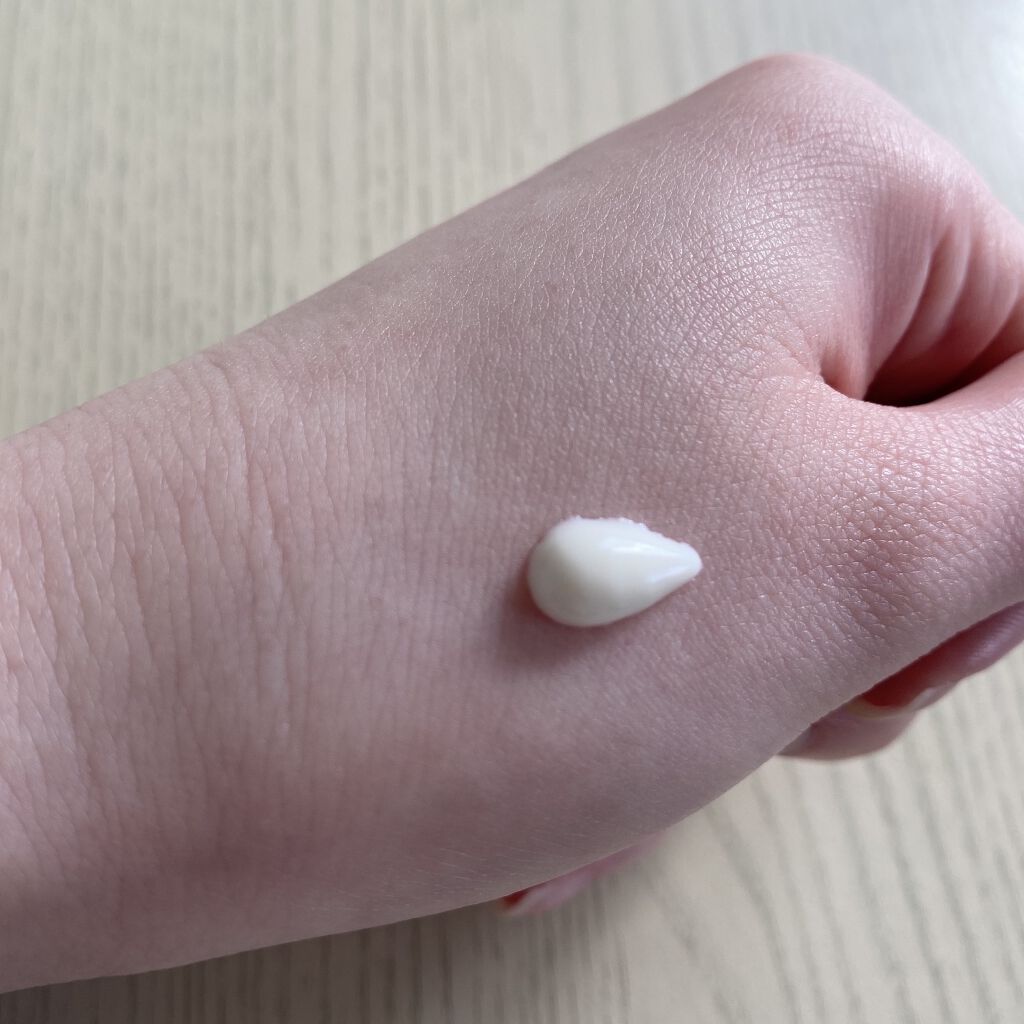 ブライトニングUVデイエッセンス/DEW/美容液を使ったクチコミ（2枚目）