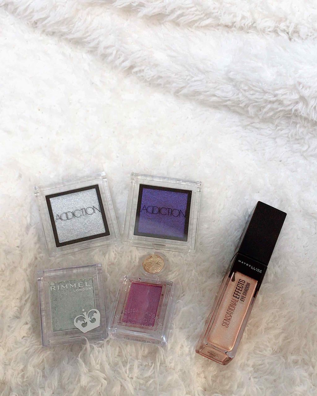 プリズム パウダーアイカラー/リンメル ロンドン/単色アイシャドウを使ったクチコミ（3枚目）