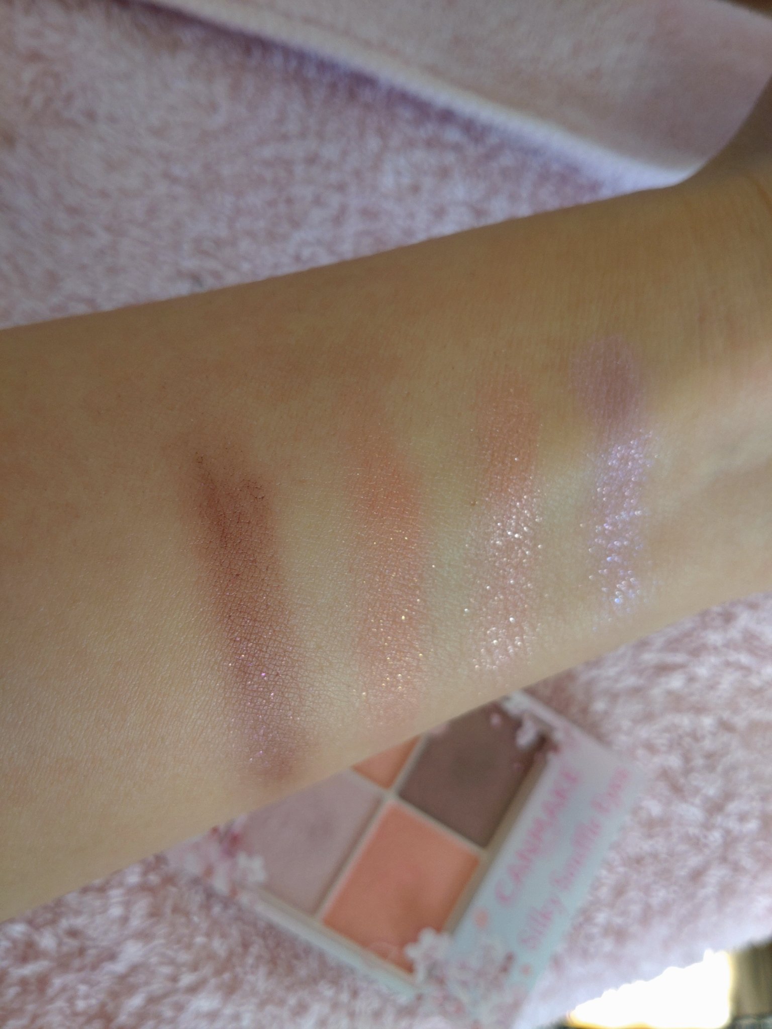 シルキースフレアイズ/キャンメイク/アイシャドウパレットを使ったクチコミ（2枚目）