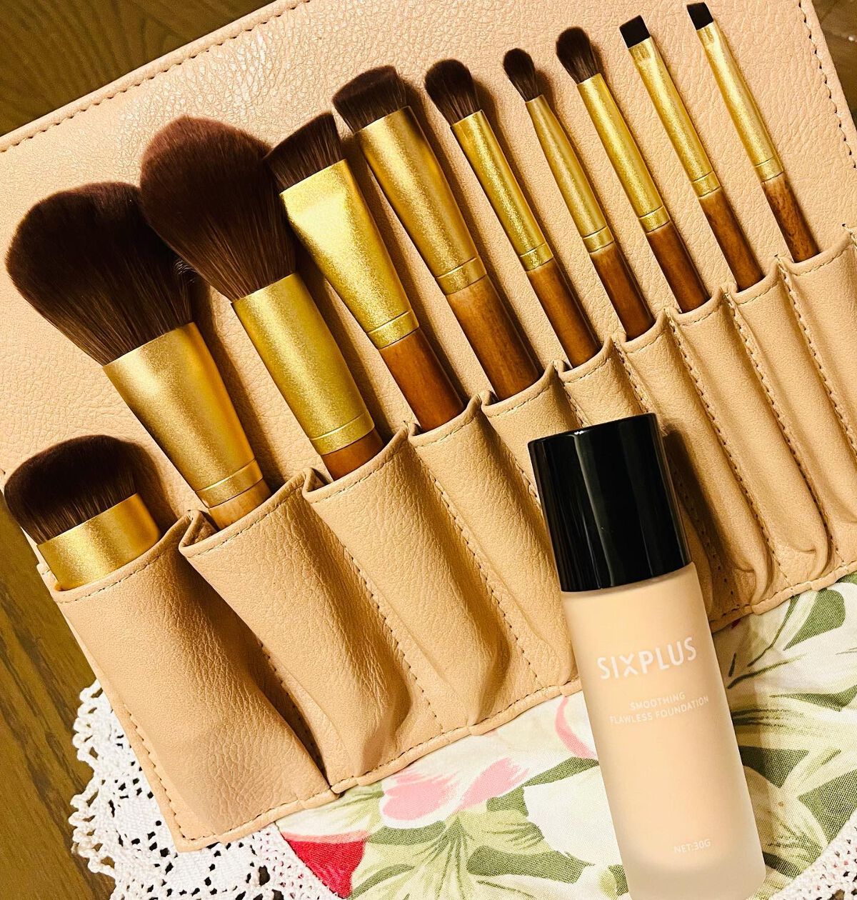SIXPLUS X MARILYN 10本メイクアップブラシセット SIXPLUS x マリリン メイクブラシ 10本セット 選べる特典付 コラボ