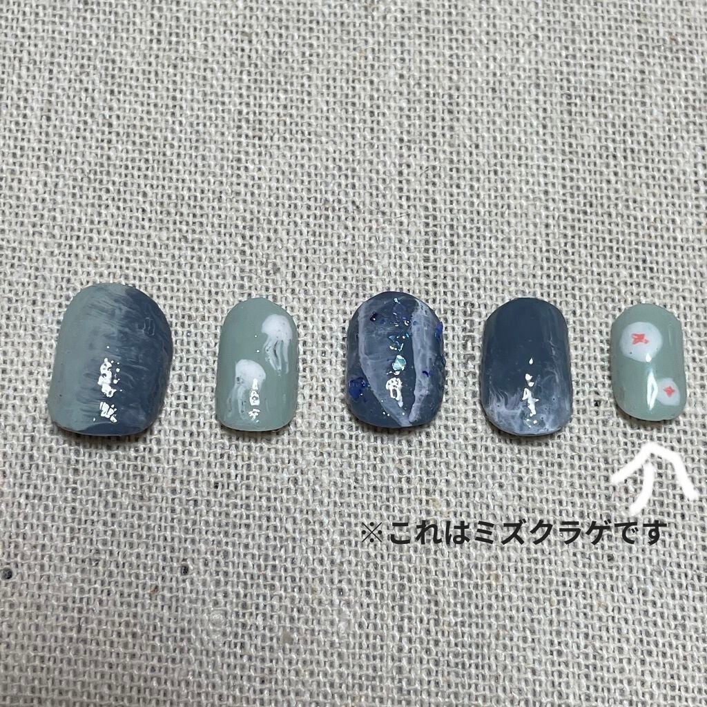 頭文字M( ͜🍑 ・ω・) ͜🍑フォロバ100% on LIPS 「🌊荒波をネイルで再現してみた🌊こんにちは(〃'▽'〃)頭文字M..」(2枚目)