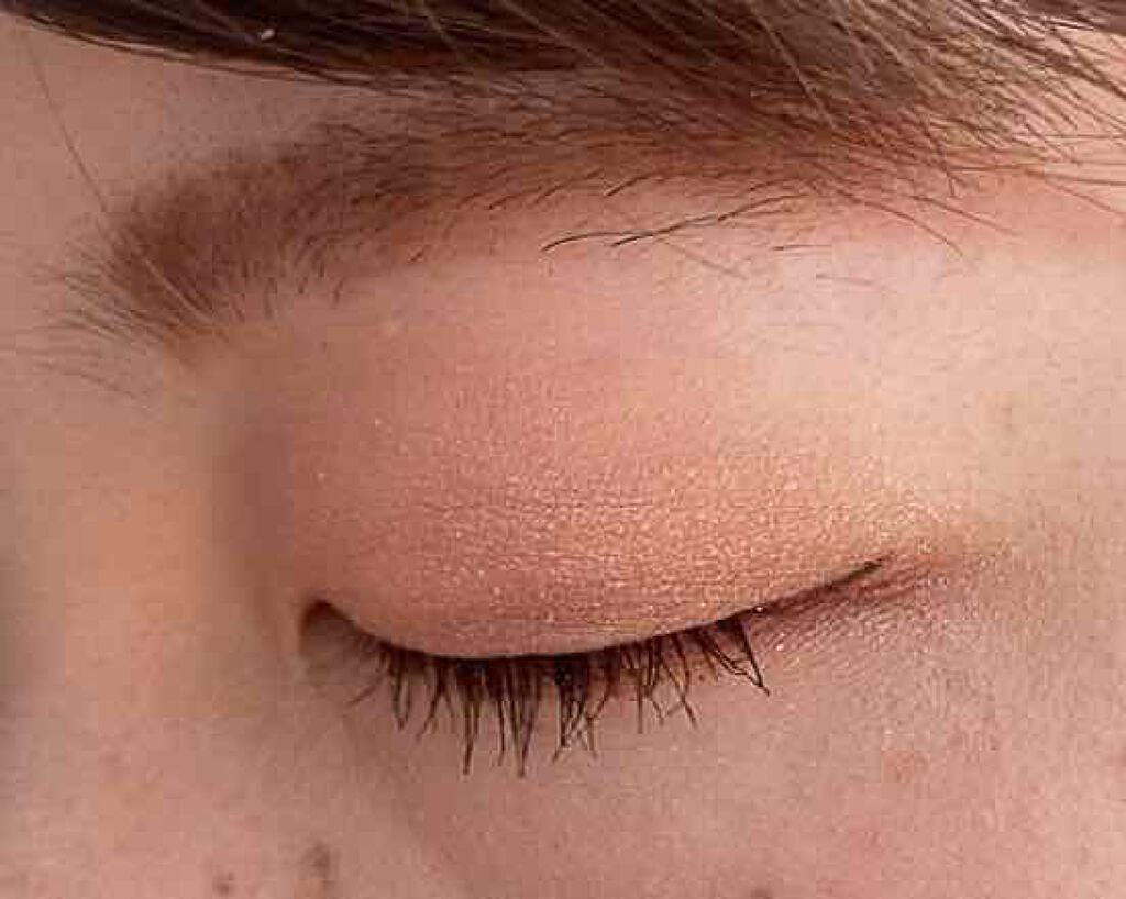 シャドーカスタマイズ/MAJOLICA MAJORCA/単色アイシャドウを使ったクチコミ（1枚目）