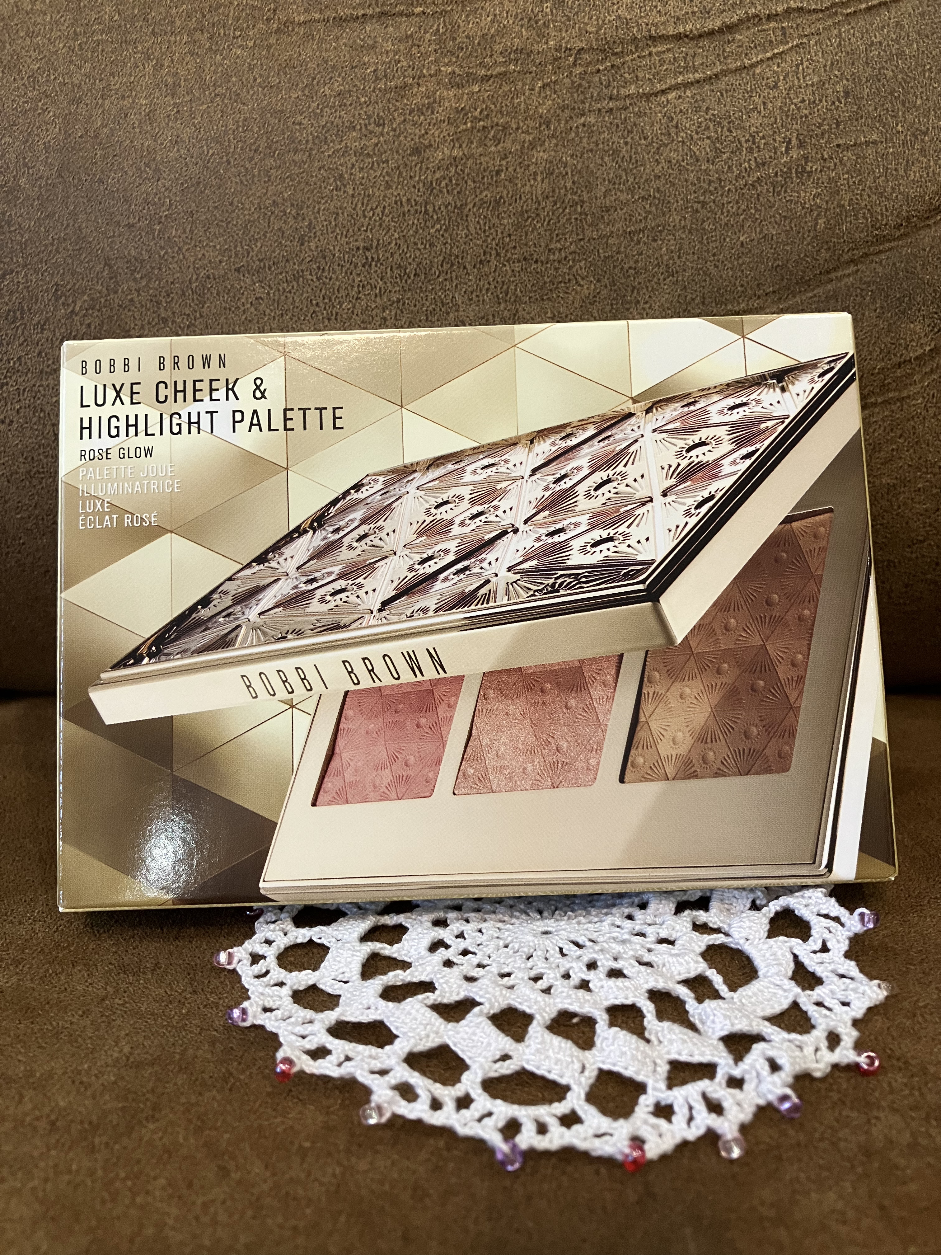 リュクス チーク & ハイライト パレット ローズグロウ/BOBBI BROWN/パウダーハイライトを使ったクチコミ（1枚目）