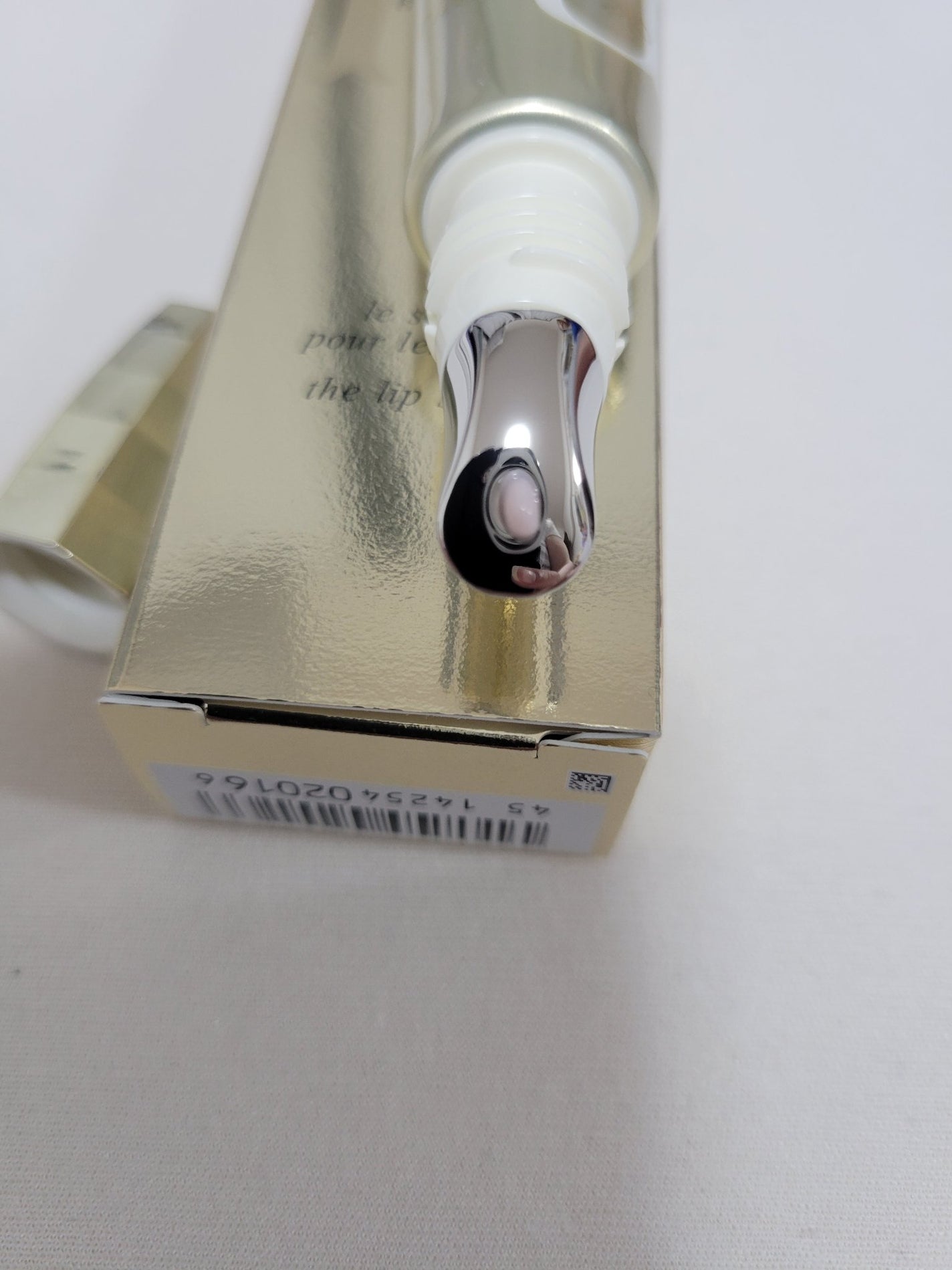 セラムプールレレーブル/クレ・ド・ポー ボーテ/リップ美容液を使ったクチコミ(4枚目)