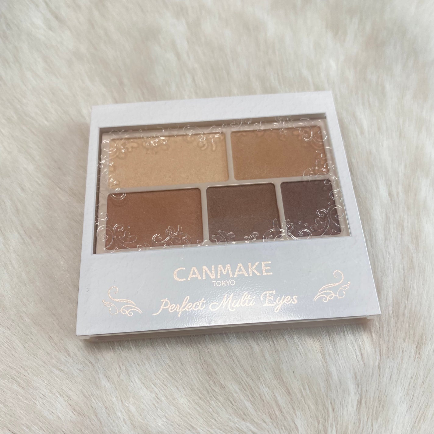 パーフェクトマルチアイズ/キャンメイク/アイシャドウパレットを使ったクチコミ(1枚目)