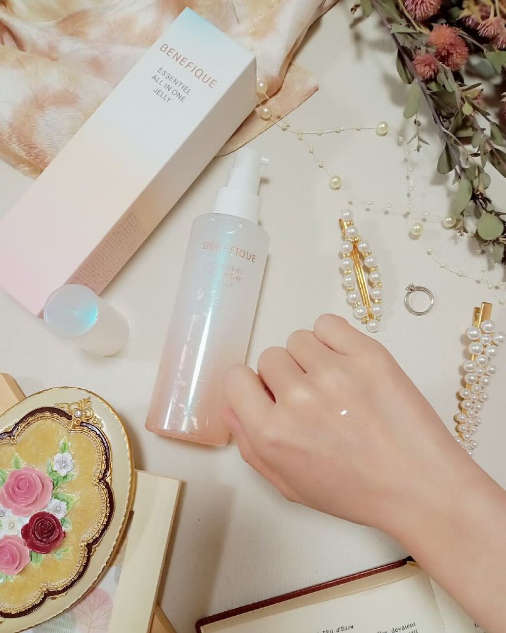 エッセンシャル オールインワン ジュレ/BENEFIQUE/美容液を使ったクチコミ（2枚目）