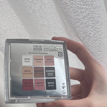 Dior ディオール バックステージ アイ パレットのクチコミ「Diorバックステージ アイパレット
《002 スモーキーエッセンシャル Smoky Esse.....」（2枚目）