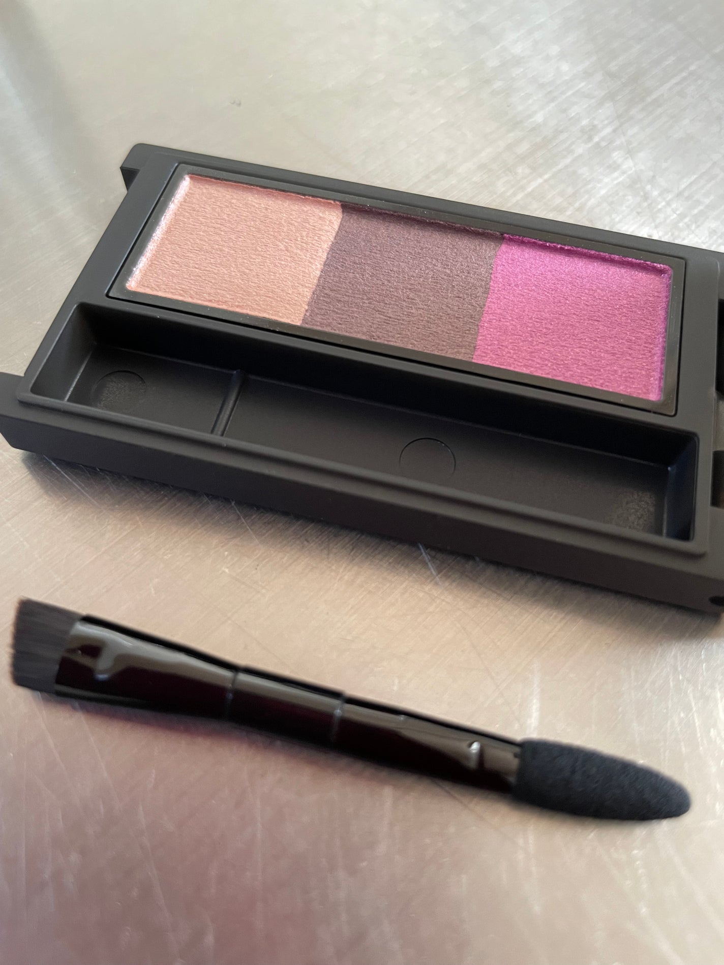 プランクトン on LIPS 「#セルヴォーク#アイブロウパウダー ex03かわいいピンク。肌..」(4枚目)