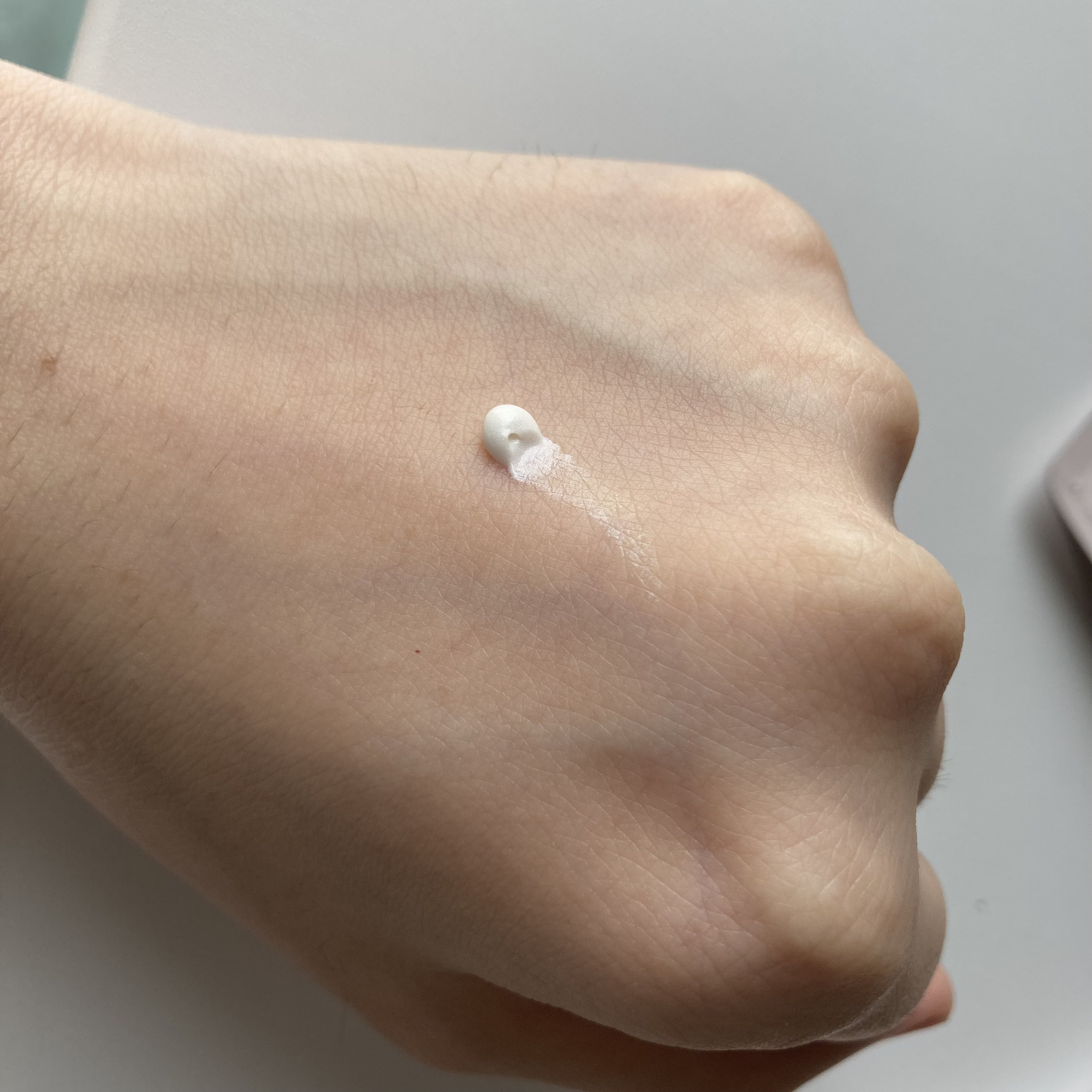 ごめんね素肌 クマらないアイクリーム/クリアターン/アイケア・アイクリームを使ったクチコミ（2枚目）