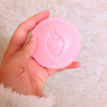 Daily Skin strawberry milk soapのクチコミ「ずっと前からQoo10で見かけてきになってた子の石鹸））
私まあ苺が大好きなのでイチゴミルクと.....」（1枚目）