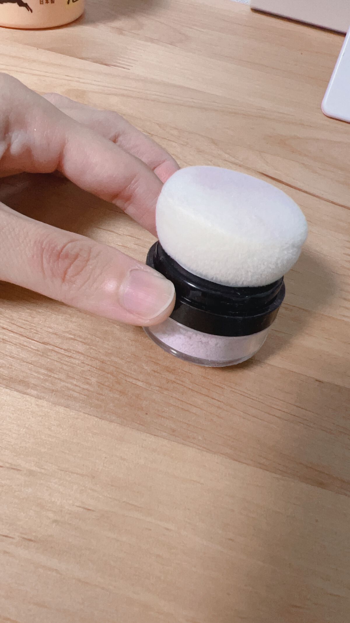 スポンジ付きチーク容器/DAISO/その他化粧小物を使ったクチコミ(4枚目)