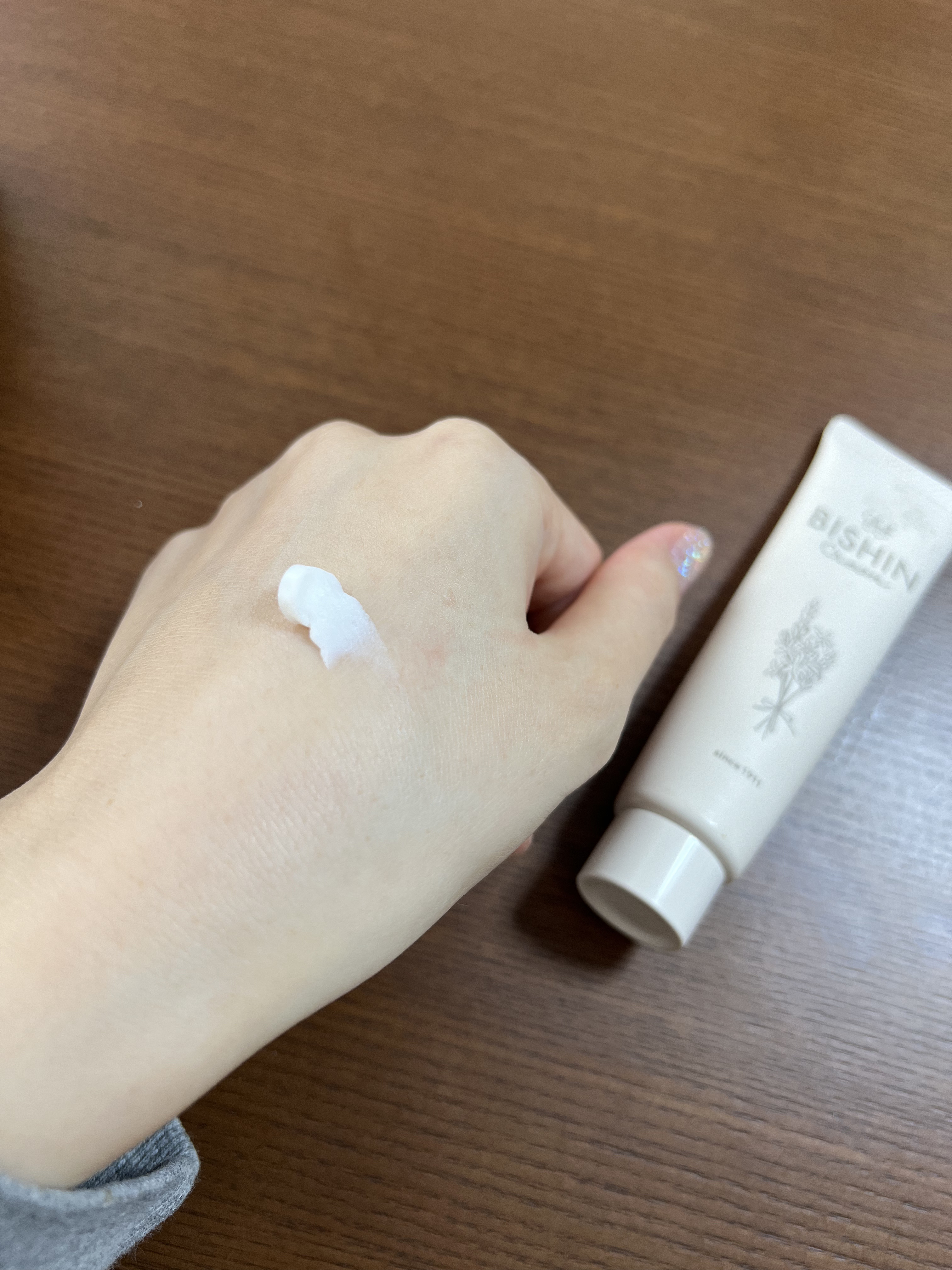 ビシンクリーム  モイスチャーブレンドタイプ チューブ/クラブ/フェイスクリームを使ったクチコミ（2枚目）