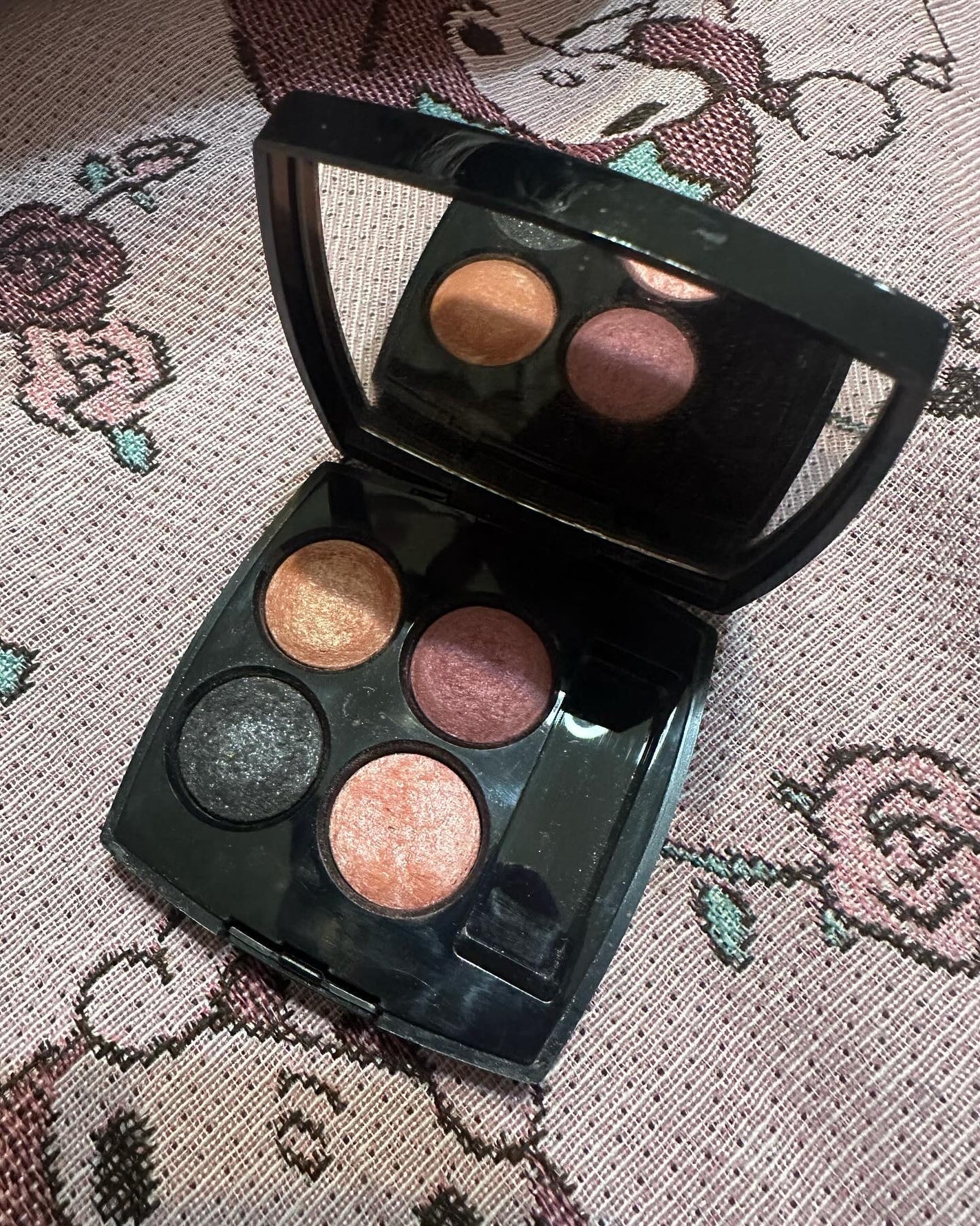 レ キャトル オンブル/CHANEL/アイシャドウパレットを使ったクチコミ(1枚目)