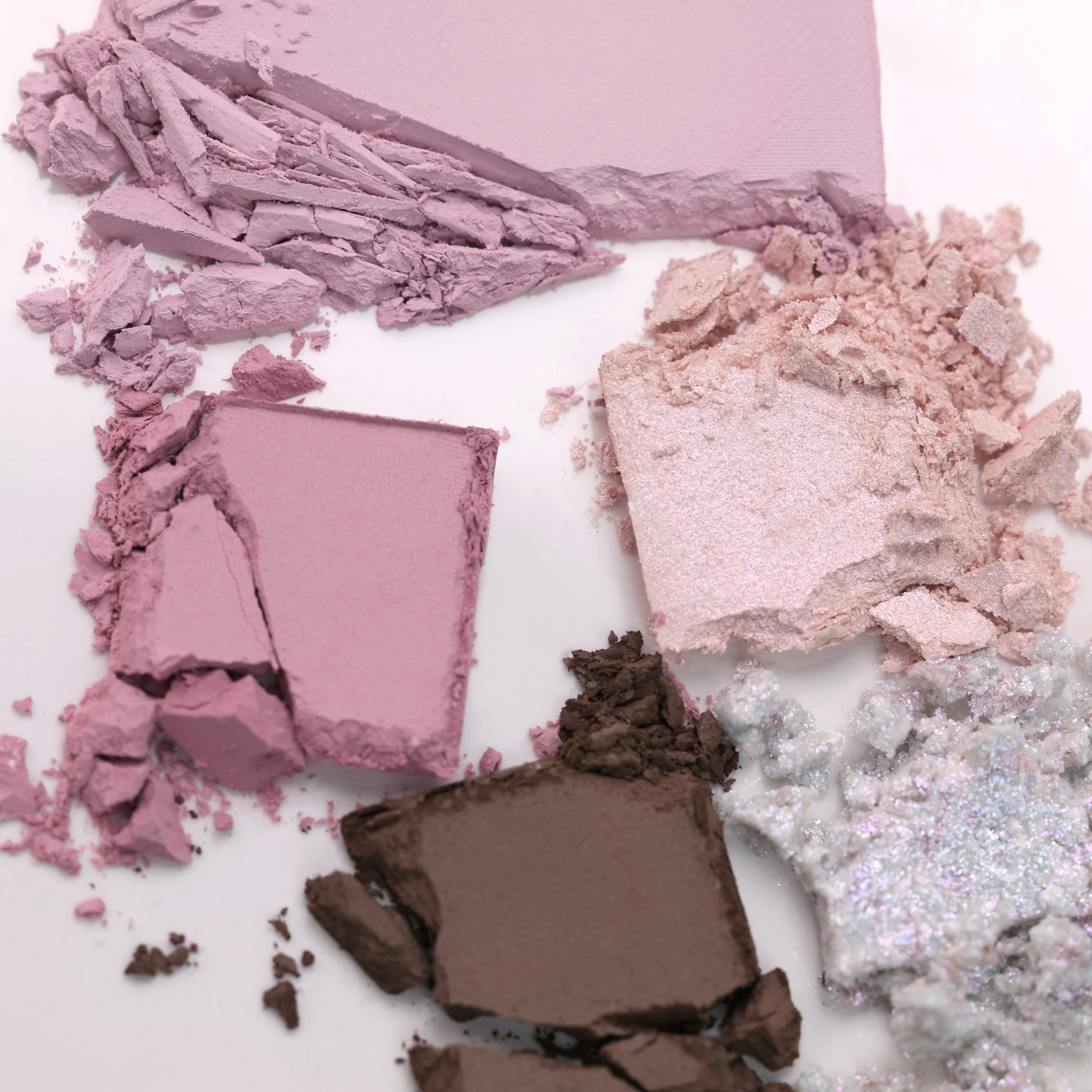 公式】ヒンス hince on LIPS 「🎨パーソナルカラー別カラーチャート