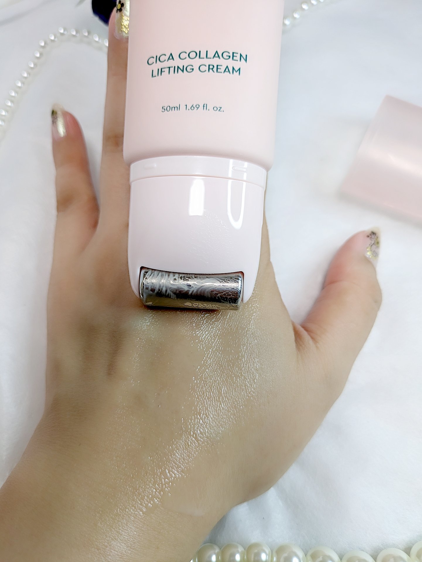 シカコラーゲンリフティングクリーム/be wants/フェイスクリームを使ったクチコミ（2枚目）