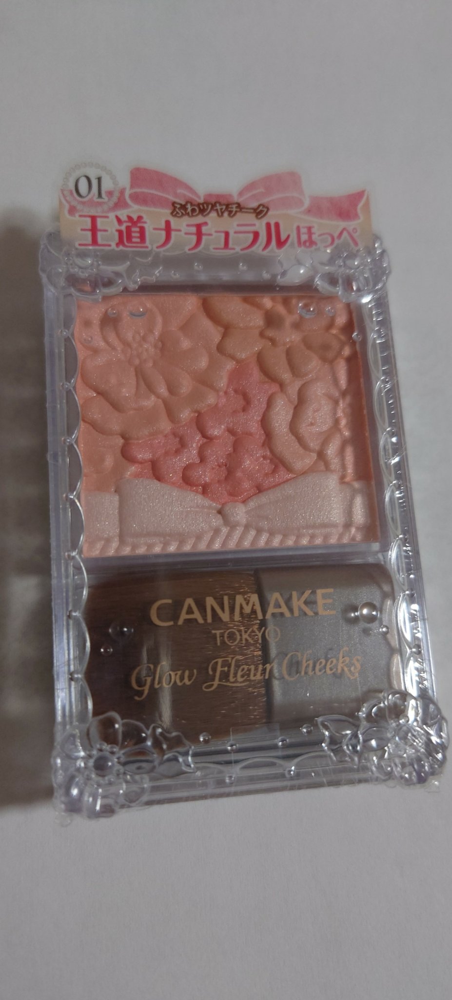 グロウフルールチークス 01 ピーチフルール/キャンメイク/パウダーチークを使ったクチコミ（1枚目）