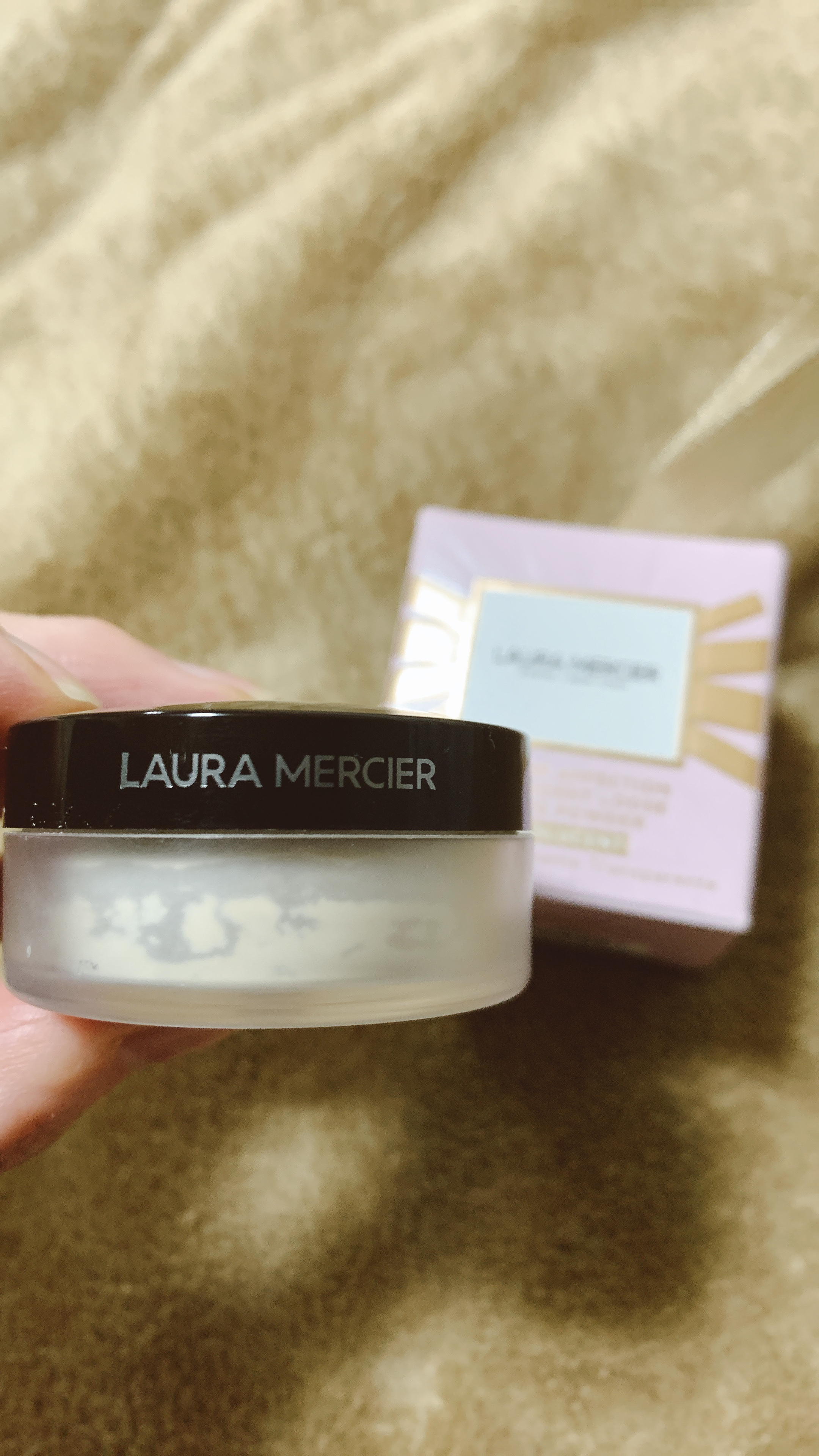 ルースセッティングパウダー トランスルーセント トークン オブ アフェクション ルースセッティング パウダー トランスルーセント 5g/ローラ メルシエ/ルースパウダーを使ったクチコミ（2枚目）