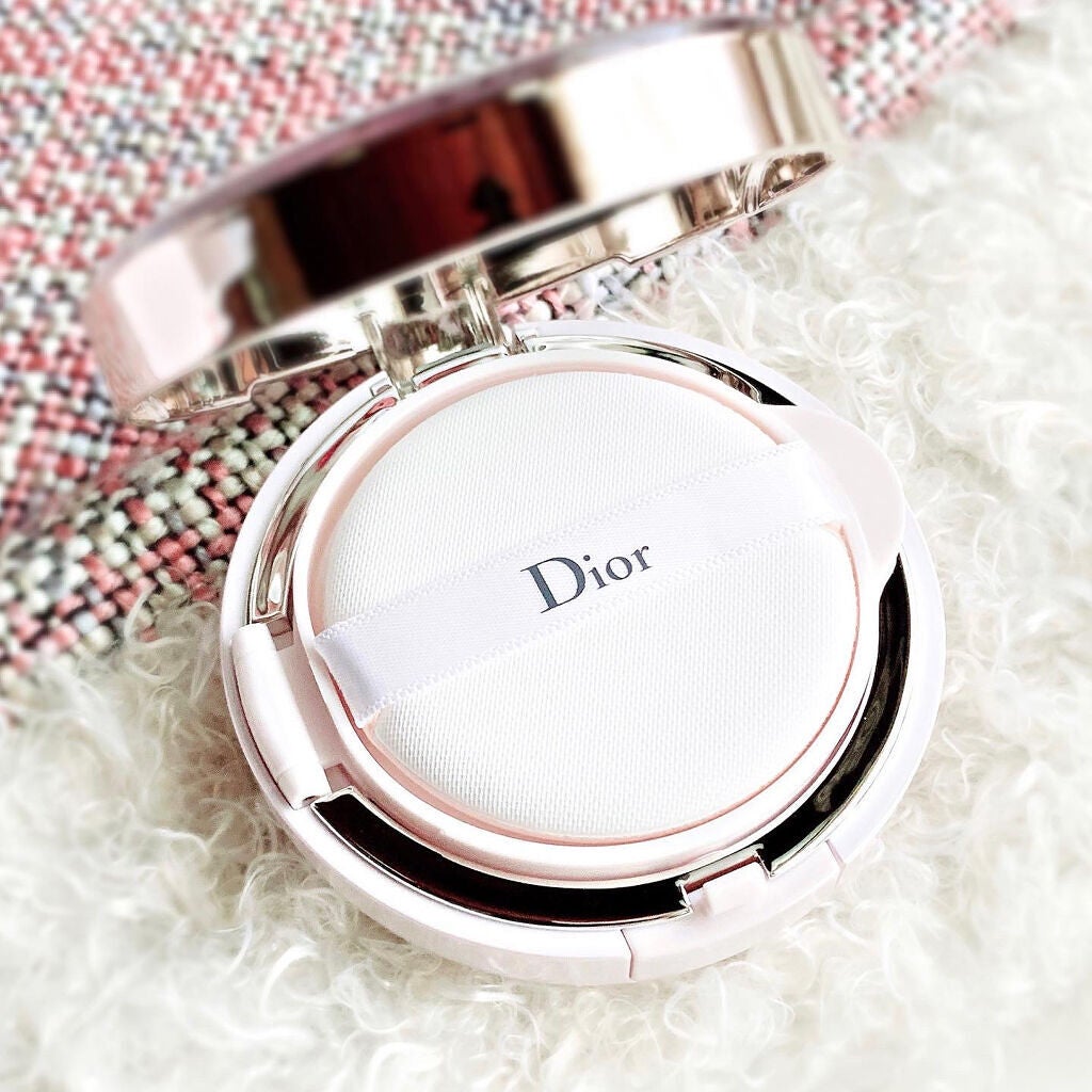 カプチュール ドリームスキン モイスト クッション SPF50 /PA+++ /Dior/クッションファンデーションを使ったクチコミ(2枚目)