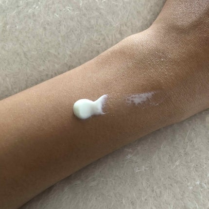 エクストラUV ハイライトジェル/アリィー/日焼け止めジェルを使ったクチコミ(2枚目)