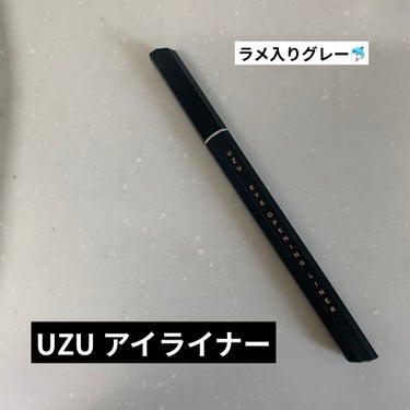 UZU BY FLOWFUSHI　7 SHADES OF BLACK
PLATINUM-BLACK

大人気のUZUアイライナー🖤🖤
グレーのアイライナーが欲しくて7 SHADES OF BLACKのP