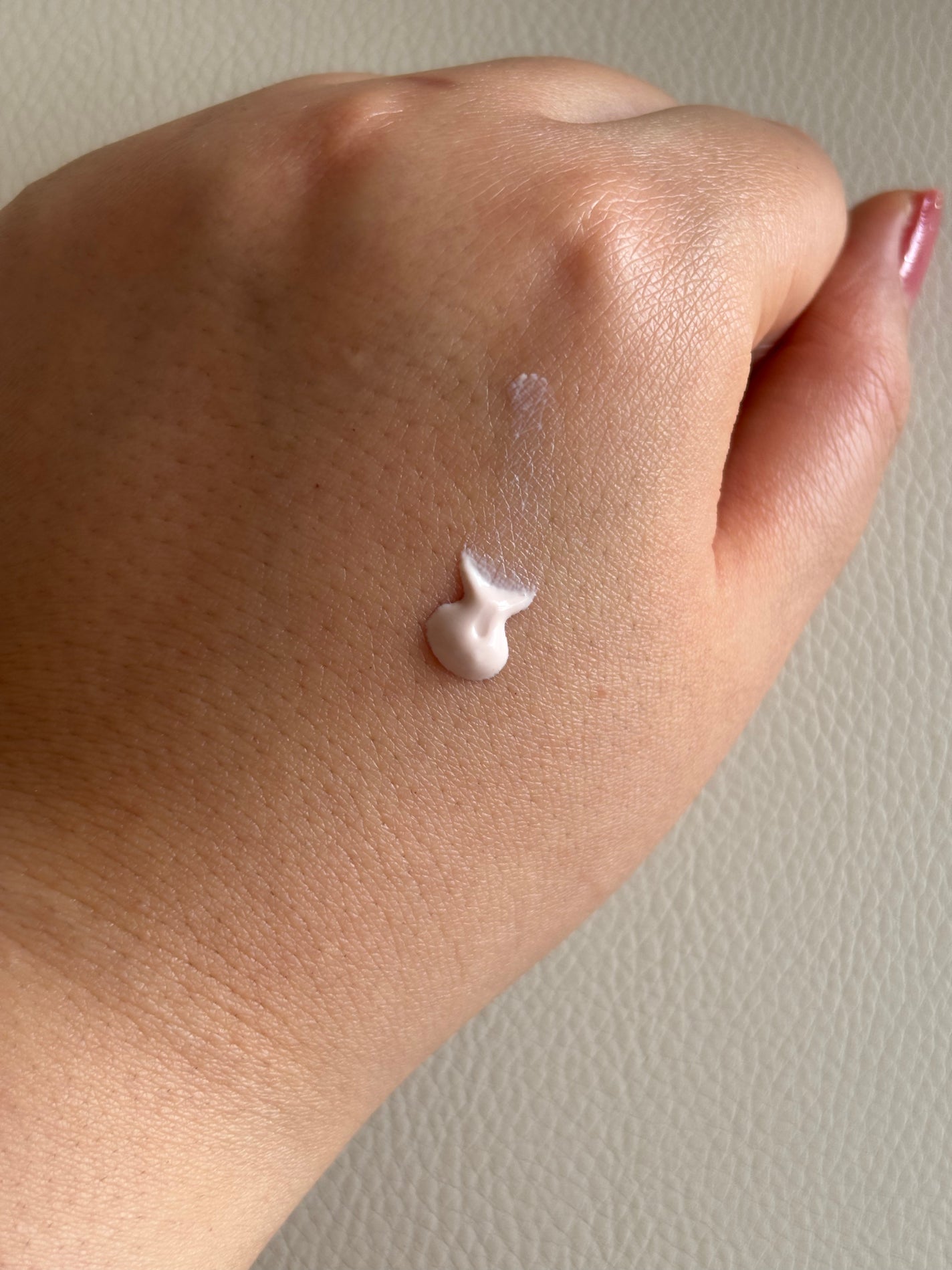 UVイデア XL プロテクショントーンアップ ローズ+/ラ ロッシュ ポゼ/日焼け止め・UVケアを使ったクチコミ(2枚目)