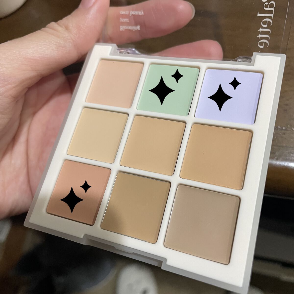 プロコンシーラーパレット/dasique/パレットコンシーラーを使ったクチコミ（2枚目）