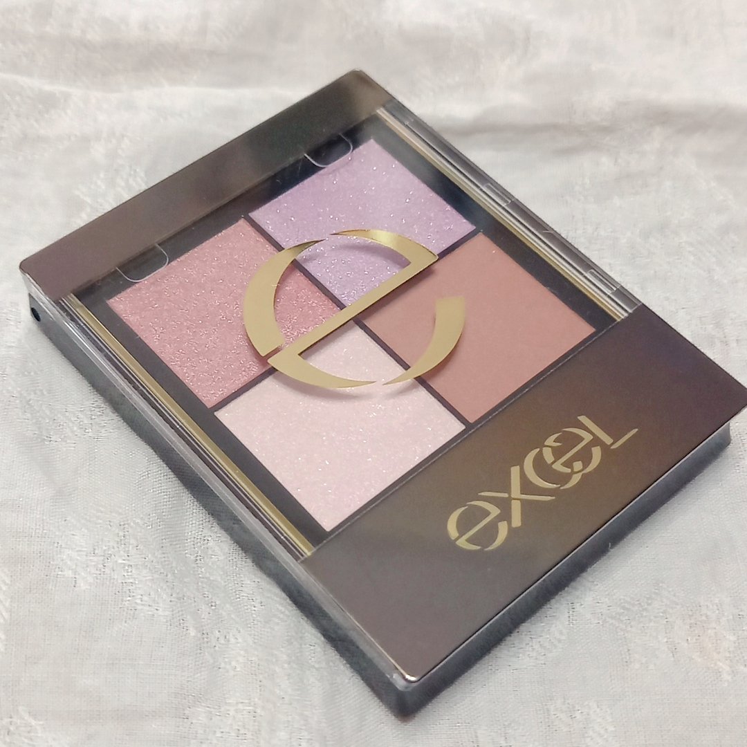 リアルクローズシャドウ CX03 パフスリーブ/excel/アイシャドウパレットを使ったクチコミ（2枚目）