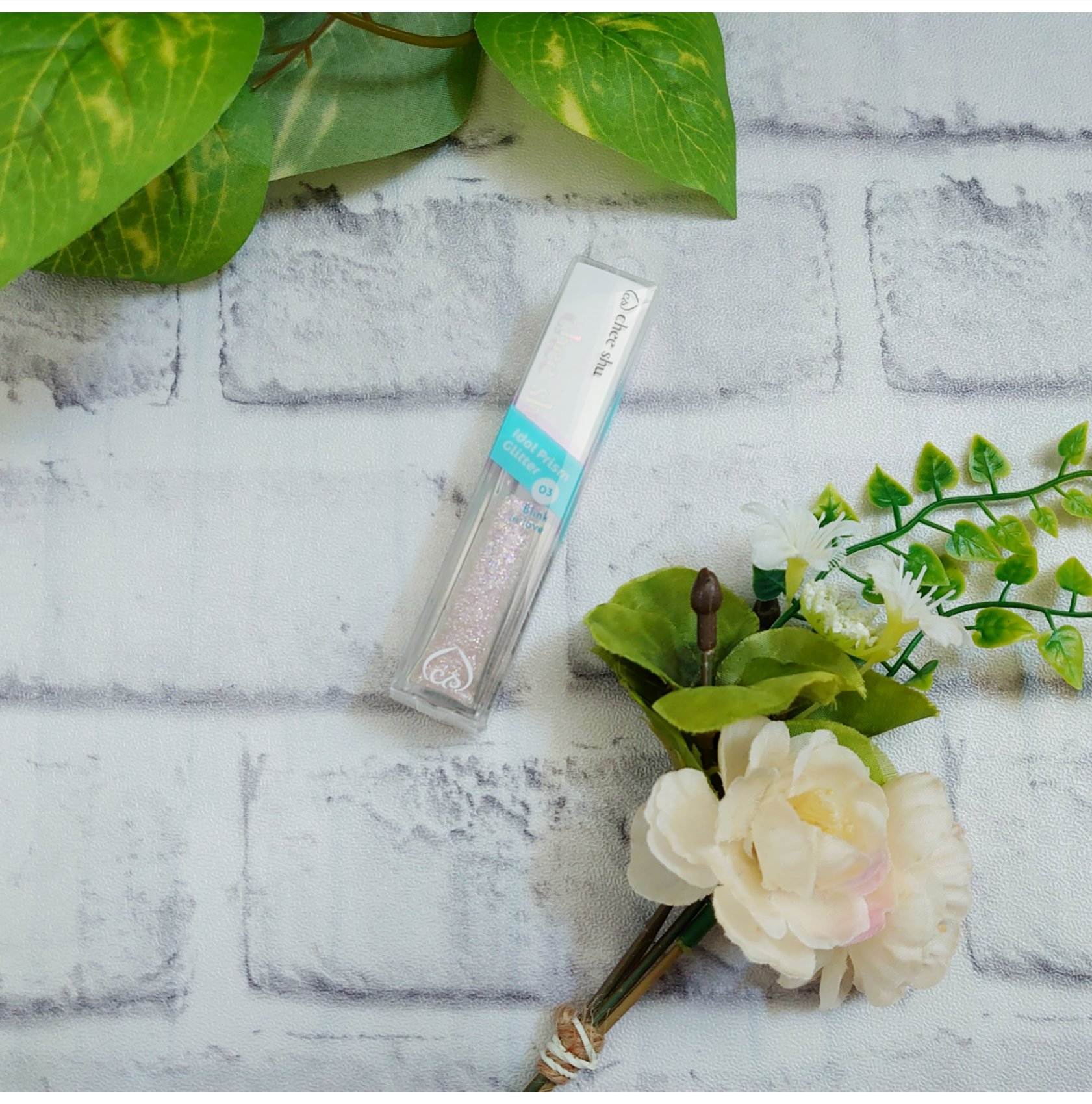 アイドルプリズムグリッター/chee shu/グリッターを使ったクチコミ（2枚目）