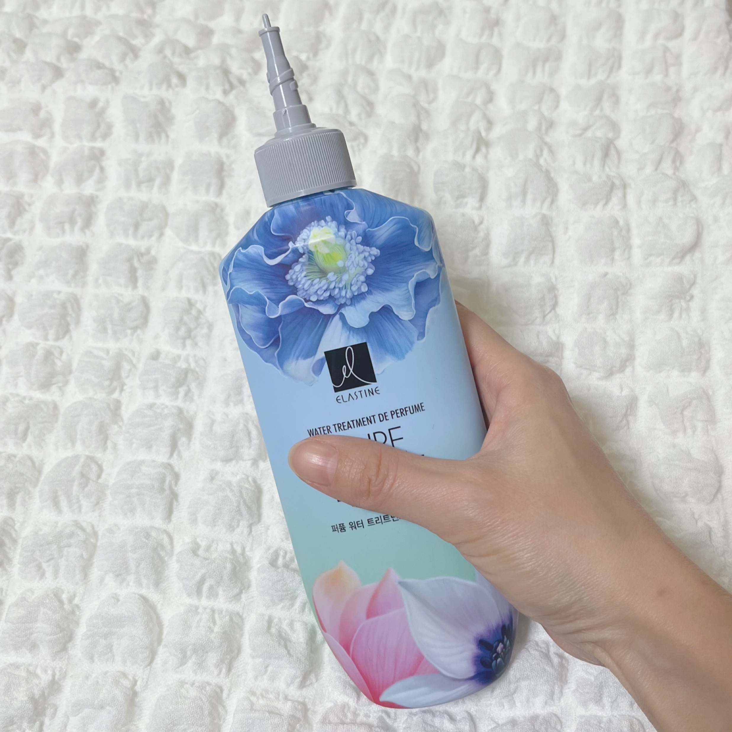 パフュームウォータートリートメント/ELASTINE/洗い流すヘアトリートメントを使ったクチコミ（2枚目）